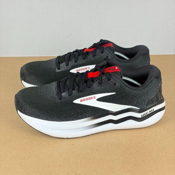 Athletic_Shoes